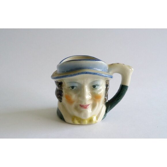 2 Occupied Japan Small Toby Mugs Colonial Man & Woman Vintage - Picture 4 of 6